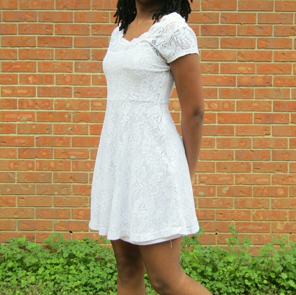 White Floral Dress - Picture 3 of 3